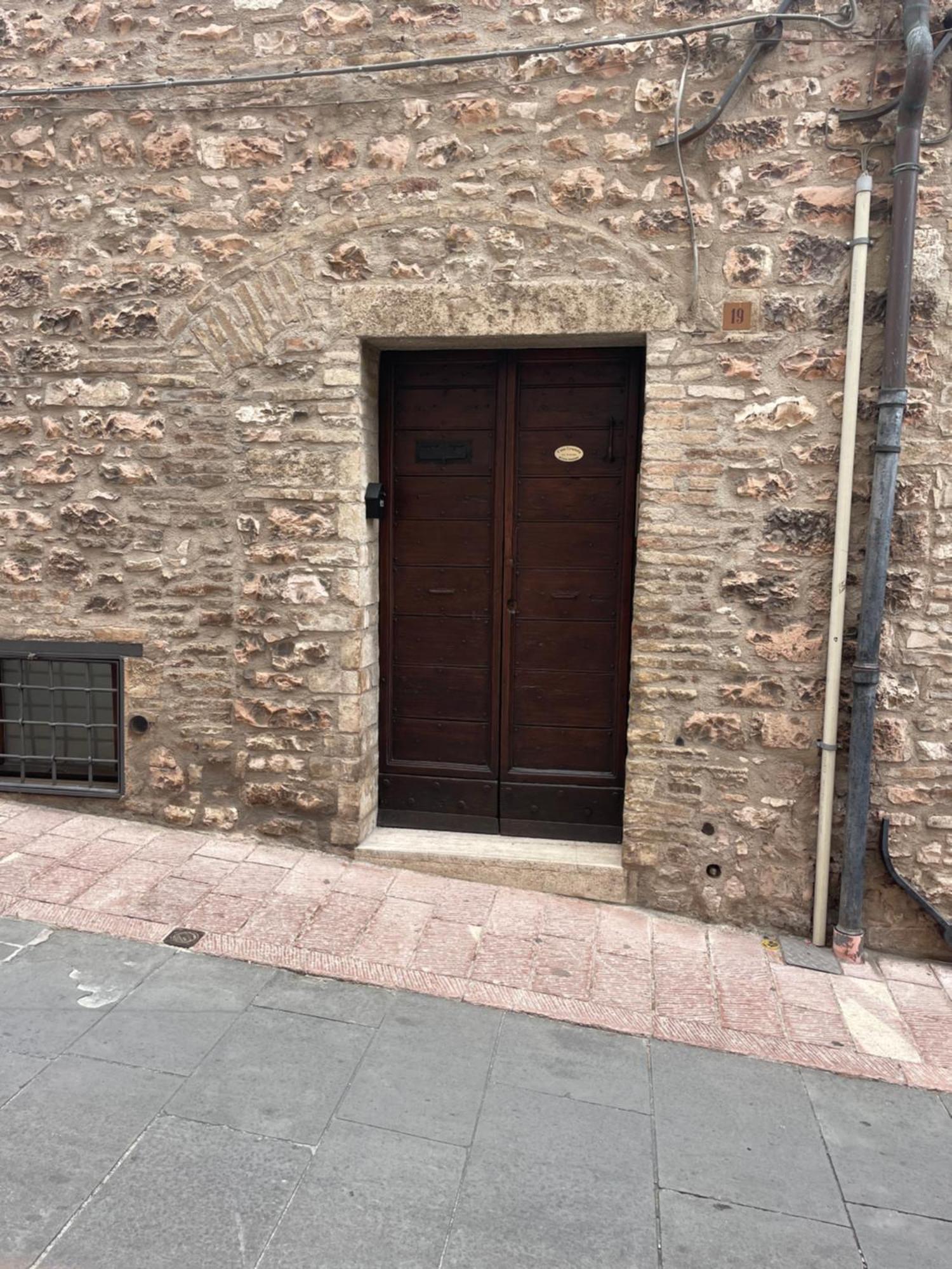 Happy House - Porta San Giacomo Διαμέρισμα Ασίζη Εξωτερικό φωτογραφία
